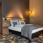 מלון - The Niu, Timber Esslingen By Ihg 3*