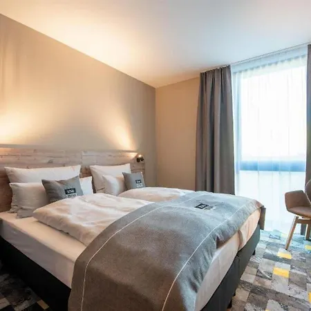 Hotel - The Niu, Timber Esslingen By Ihg 3*