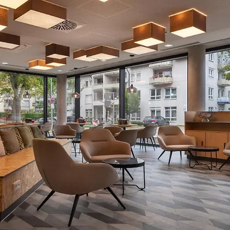 - The Niu, Timber Esslingen By Ihg Szálloda