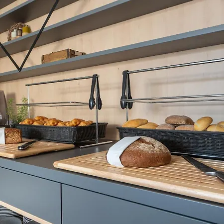 - The Niu, Timber Esslingen By Ihg 3* Esslingen am Neckar