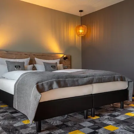 - The Niu, Timber Esslingen By Ihg Szálloda