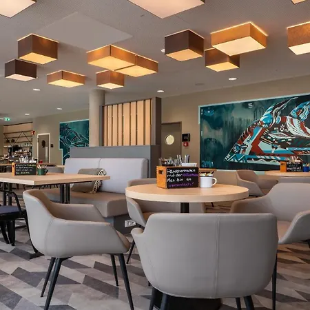 Отель - The Niu, Timber Esslingen By Ihg