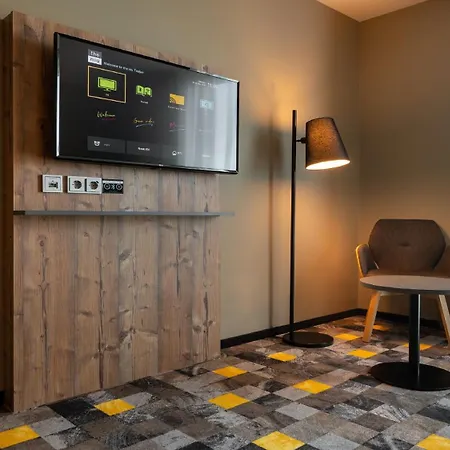 - The Niu, Timber Esslingen By Ihg Hotel Esslingen am Neckar