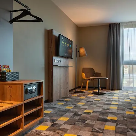 - The Niu, Timber Esslingen By Ihg 3* Esslingen am Neckar