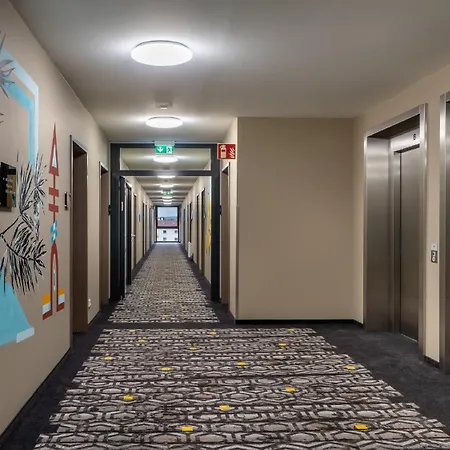 - The Niu, Timber Esslingen By Ihg فندق اسلنغن