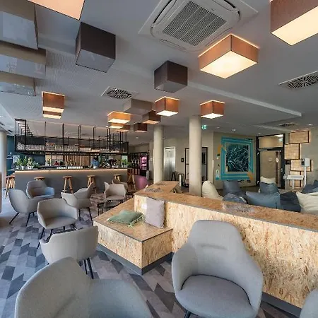 - The Niu, Timber Esslingen By Ihg Ξενοδοχείο 3*