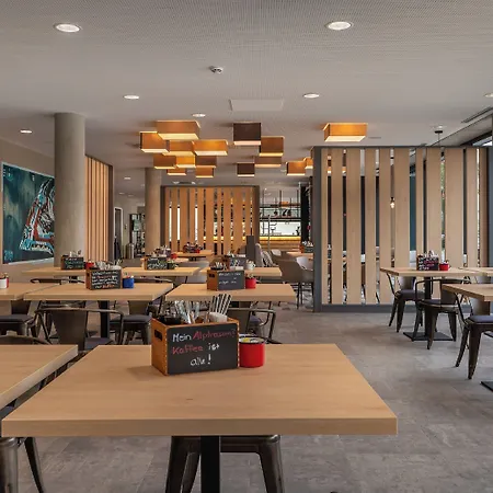- The Niu, Timber Esslingen By Ihg 3* Esslingen am Neckar