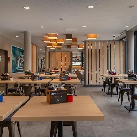 - The Niu, Timber Esslingen By Ihg Отель Эсслинген