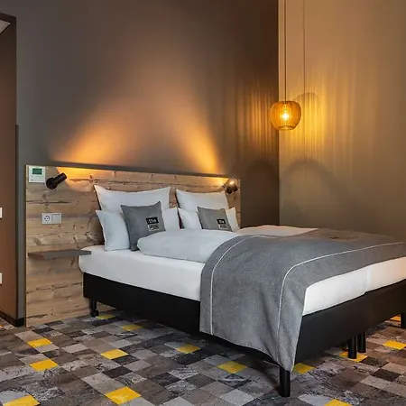Отель - The Niu, Timber Esslingen By Ihg 3*