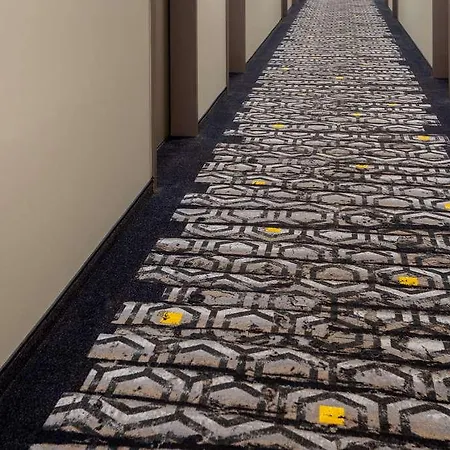 - The Niu, Timber Esslingen By Ihg Esslingen am Neckar